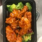 Best General Tso's Chicken in Darien, CT