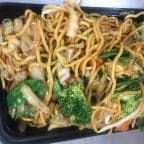 Best Lo Mein (Lunch) in Darien, CT