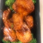 Best General Tso's Chicken (Lunch) in Darien, CT