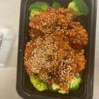 Best Sesame Chicken (Lunch) in Darien, CT